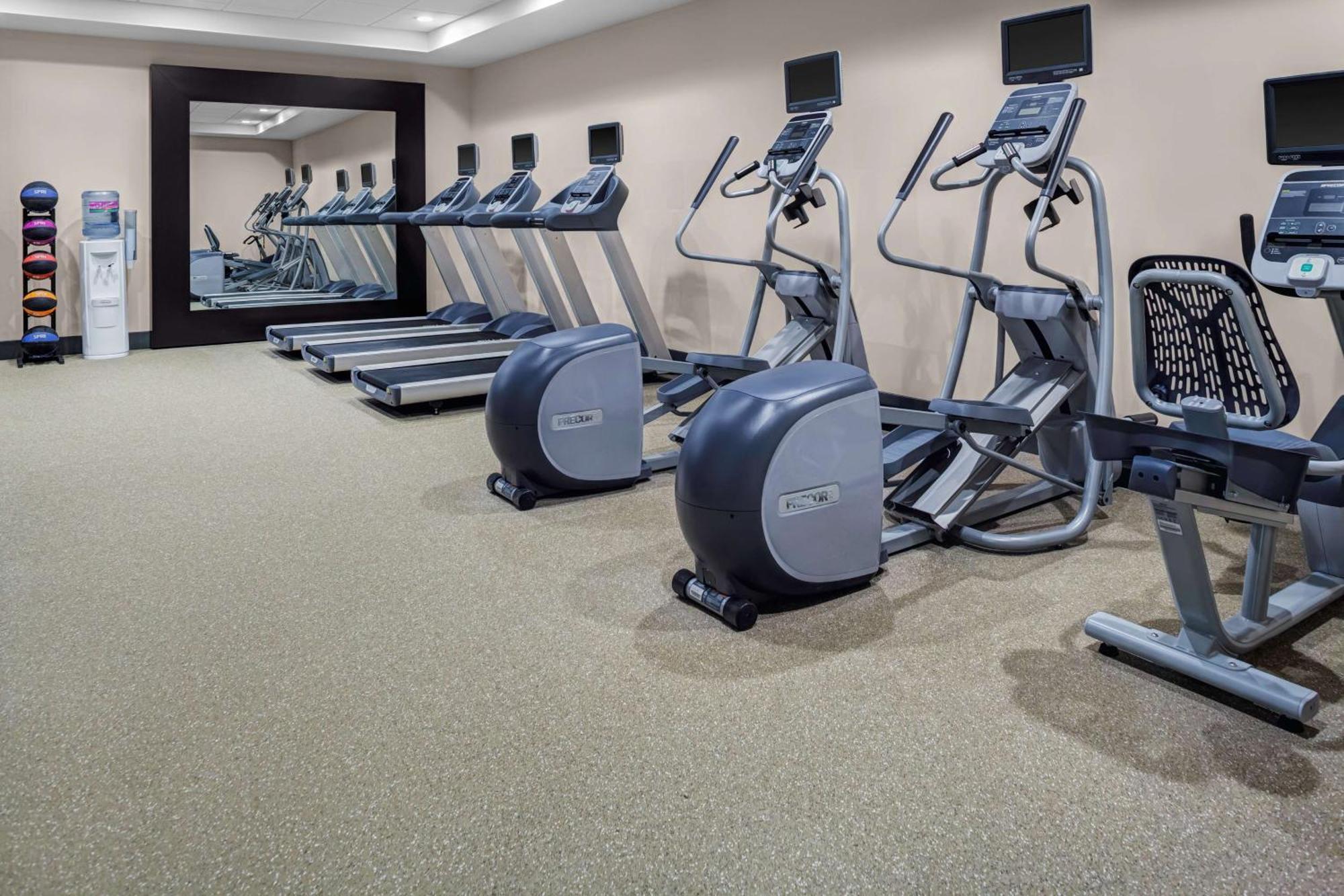 Homewood Suites By Hilton Wauwatosa Milwaukee Ngoại thất bức ảnh